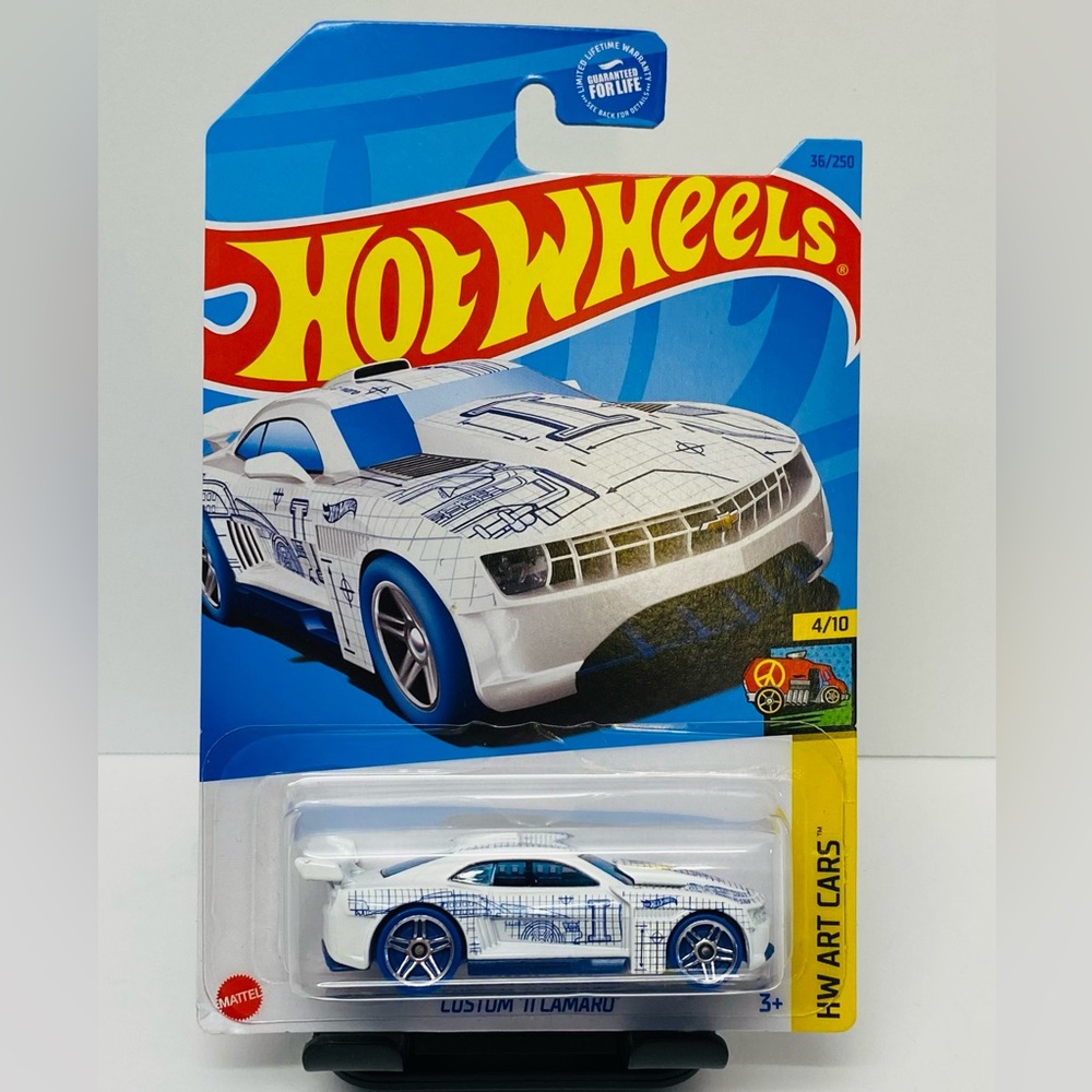 Hot Wheels Custom ‘11 Camaro HW Art Cars